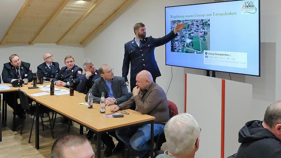 Christoph Hofmann stellte das Programm des Jubiläumsfestes detailliert vor. Christoph Hofmann stellte das Programm des Jubiläumsfestes detailliert vor.