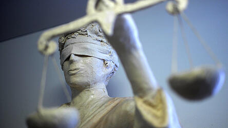 Die Kündigung wurde beim Termin vor der Amtsgericht Cham schließlich zurückgenommen. (Symbolbild) Die Kündigung wurde beim Termin vor der Amtsgericht Cham schließlich zurückgenommen. (Symbolbild)