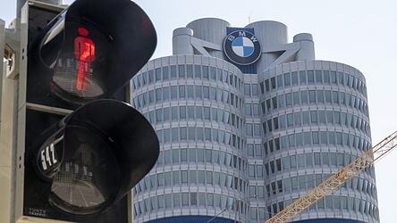 BMW baut Stellen ab - die Produktion ist davon nicht betroffen. BMW baut Stellen ab - die Produktion ist davon nicht betroffen.