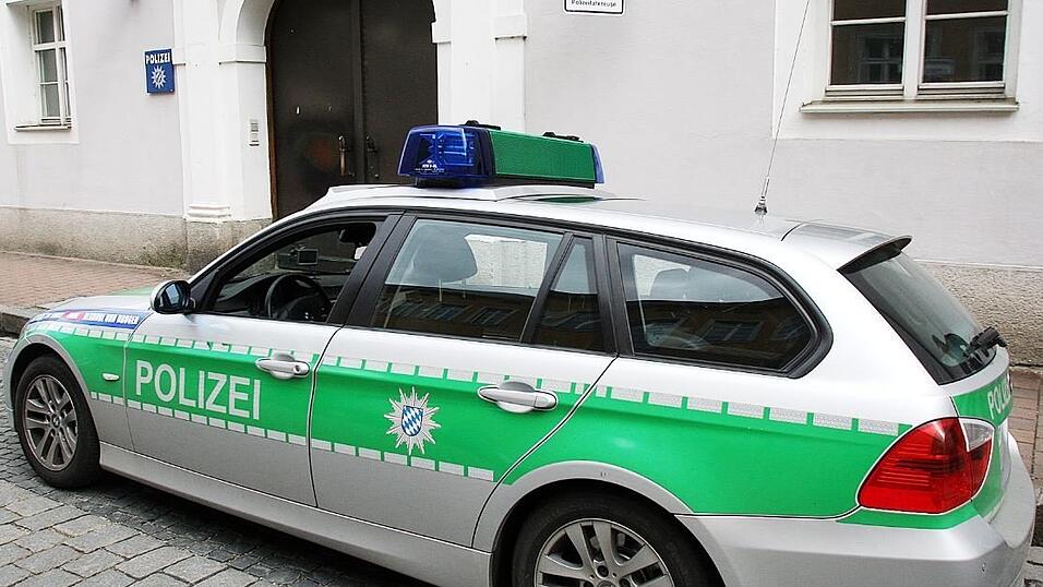 Hier finden Sie aktuelle Polizeimeldungen. (Symbolbild) Hier finden Sie aktuelle Polizeimeldungen. (Symbolbild)