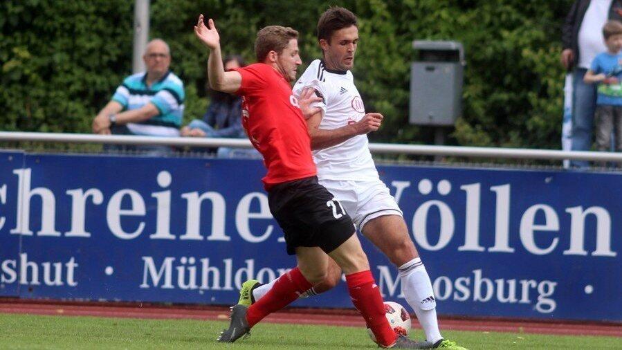 Die SpVgg Landshut hat ihr Auftaktspiel der Saison 2019/2020 verloren. Die SpVgg Landshut hat ihr Auftaktspiel der Saison 2019/2020 verloren.