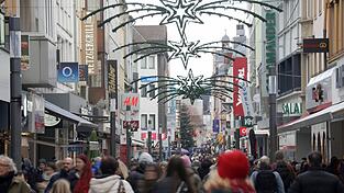 Das Weihnachtsgeschäft ist für den Einzelhandel eine besonders wichtige Zeit. (Symbolbild) Das Weihnachtsgeschäft ist für den Einzelhandel eine besonders wichtige Zeit. (Symbolbild)