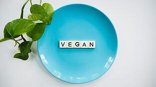 Vegan zu leben ist herausfordernd, meint unsere Autorin im Selbstversuch. Vegan zu leben ist herausfordernd, meint unsere Autorin im Selbstversuch.