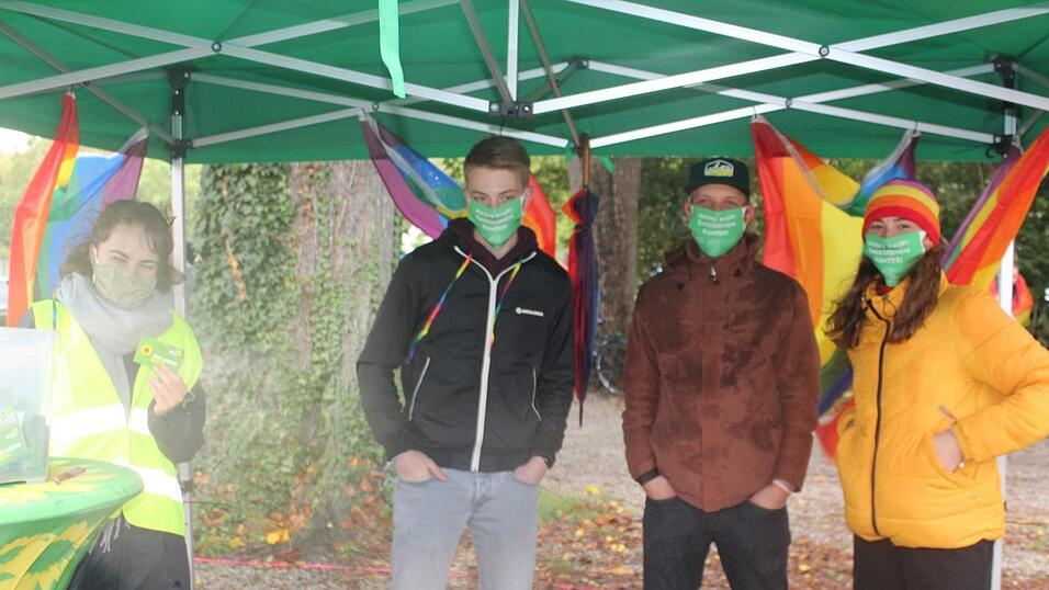 Die Eindrücke vom Christopher Street Day 2020 in Landshut. Die Eindrücke vom Christopher Street Day 2020 in Landshut.