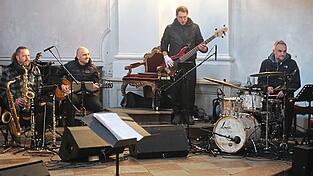 Die Piu Piu Band sorgte für ungewohnte Klänge. Die Piu Piu Band sorgte für ungewohnte Klänge.