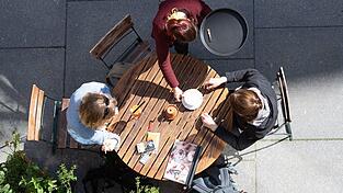 Im Gastgewerbe gibt es die meisten Jobs mit Niedriglohn. (Archivbild) Im Gastgewerbe gibt es die meisten Jobs mit Niedriglohn. (Archivbild)