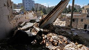 Die Angriffe der USA und Israels auf den Iran dauern an. Die Angriffe der USA und Israels auf den Iran dauern an.