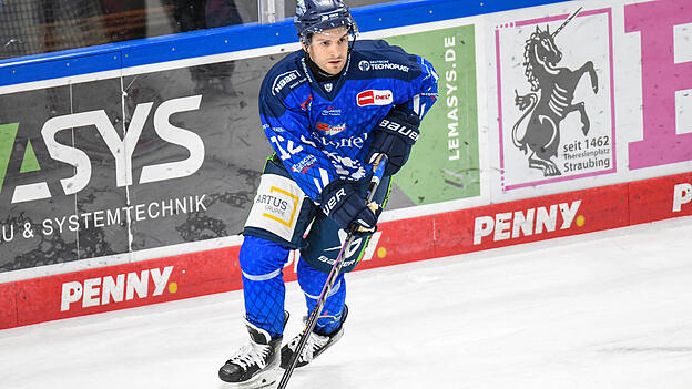 Nutzt die Freiheiten, die er bei den Straubing Tigers bekommt: Verteidiger Joseph Duszak. Nutzt die Freiheiten, die er bei den Straubing Tigers bekommt: Verteidiger Joseph Duszak.
