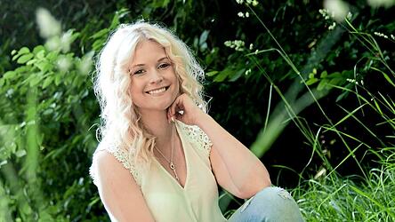 Gastiert am Samstag, 12. September, mit neuem Album in Iggensbach: Schlagersängerin Tammy. Gastiert am Samstag, 12. September, mit neuem Album in Iggensbach: Schlagersängerin Tammy.