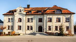 Wer erobert den Bürgermeisterstuhl in Viechtach? Wer erobert den Bürgermeisterstuhl in Viechtach?