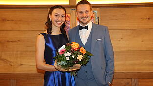 Jonas Schneeweis und Laura Graßl sind das Mauerner Prinzenpaar im Jubiläumsfasching 2026. Jonas Schneeweis und Laura Graßl sind das Mauerner Prinzenpaar im Jubiläumsfasching 2026.