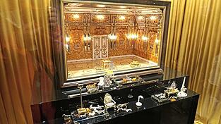 Das Bernsteinzimmer im Miniaturformat steht nun im Dackelmuseum. Das Bernsteinzimmer im Miniaturformat steht nun im Dackelmuseum.