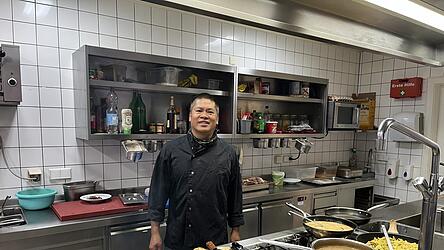 Im Preysinghof bieten Tinh Diep Bui und Kumba Singh noch bis Januar bayerische Küche an. Im Preysinghof bieten Tinh Diep Bui und Kumba Singh noch bis Januar bayerische Küche an.