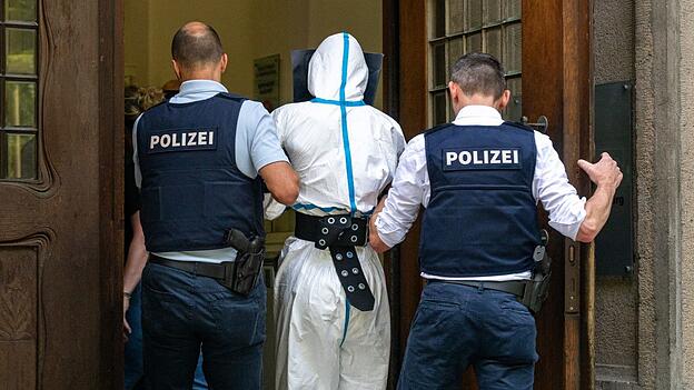 Der Festgenommene wurde von der Psychiatrie in U-Haft verlegt. (Archivbild) Der Festgenommene wurde von der Psychiatrie in U-Haft verlegt. (Archivbild)