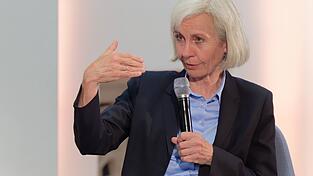 „Die Verwerfungen sind jetzt schon so groß wie zwischen den Ampel-Parteien“, sagt Ursula Münch über den Zusammenhalt in der schwarz-roten Bundesregierung. „Die Verwerfungen sind jetzt schon so groß wie zwischen den Ampel-Parteien“, sagt Ursula Münch über den Zusammenhalt in der schwarz-roten Bundesregierung.