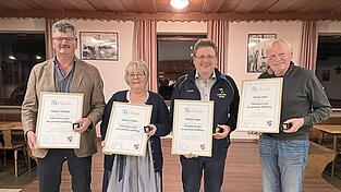 Die Geehrten: Werner Wilhelm (v. l.), Aloisia Seiderer, Michael Kraus und Werner Dietl Die Geehrten: Werner Wilhelm (v. l.), Aloisia Seiderer, Michael Kraus und Werner Dietl