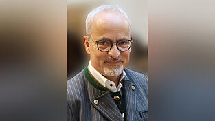 Peter Markgraf feiert seinen 60. Geburtstag. Peter Markgraf feiert seinen 60. Geburtstag.