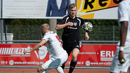 Der FSV Landau (in Schwarz) hat in dieser Saison erst sieben Gegentore kassiert. Der FSV Landau (in Schwarz) hat in dieser Saison erst sieben Gegentore kassiert.