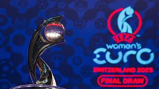 Wo der EM-Pokal 2029 ausgespielt wird, entscheidet sich am 3. Dezember. (Archivbild) Wo der EM-Pokal 2029 ausgespielt wird, entscheidet sich am 3. Dezember. (Archivbild)