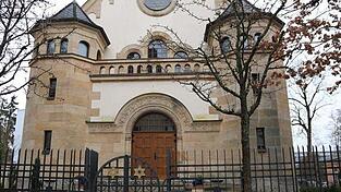 Die Synagoge in Straubing ist die einzige Niederbayerns - und immer wieder Ziel von Anfeindungen. Die Synagoge in Straubing ist die einzige Niederbayerns - und immer wieder Ziel von Anfeindungen.