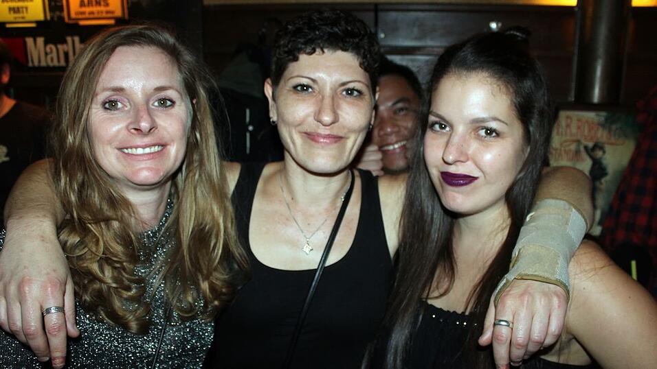 19 Jahre Beatschuppen Landshut! Das wurde am Freitag mit einer Schlagerparty gefeiert. 19 Jahre Beatschuppen Landshut! Das wurde am Freitag mit einer Schlagerparty gefeiert.