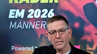 Bundestrainer Alfred Gislason strebt mit der DHB-Auswahl das EM-Halbfinale an. Bundestrainer Alfred Gislason strebt mit der DHB-Auswahl das EM-Halbfinale an.