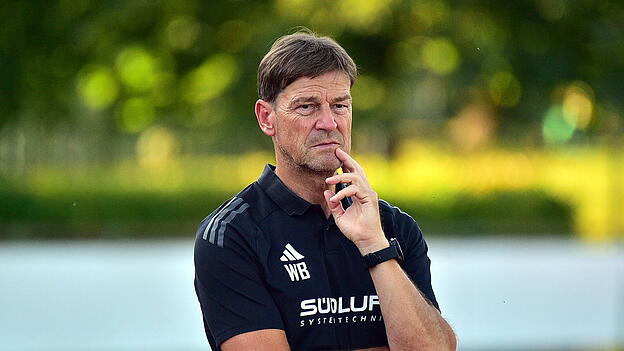 Der neue Vilzinger Trainer Wolfgang Beller gibt am Freitag beim FC Augsburg II seinen Einstand und hofft auf drei Punkte. Der neue Vilzinger Trainer Wolfgang Beller gibt am Freitag beim FC Augsburg II seinen Einstand und hofft auf drei Punkte.