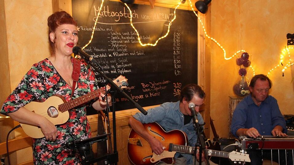 Die Besucher waren von der Freisinger Nacht der Musik begeistert. Die Besucher waren von der Freisinger Nacht der Musik begeistert.