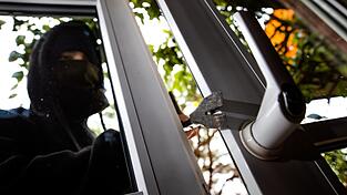 Im Herbst beginnt wieder die Saison der Einbrecher. Im Herbst beginnt wieder die Saison der Einbrecher.