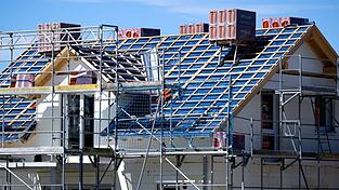 Im Wohnungsbau dürfte es bald wieder bergauf gehen (Archivbild). Im Wohnungsbau dürfte es bald wieder bergauf gehen (Archivbild).