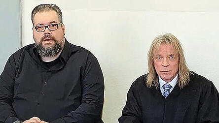 Matthias Podszus (l.) mit seinem Anwalt Sven Markuske bei einem früheren Termin. Matthias Podszus (l.) mit seinem Anwalt Sven Markuske bei einem früheren Termin.