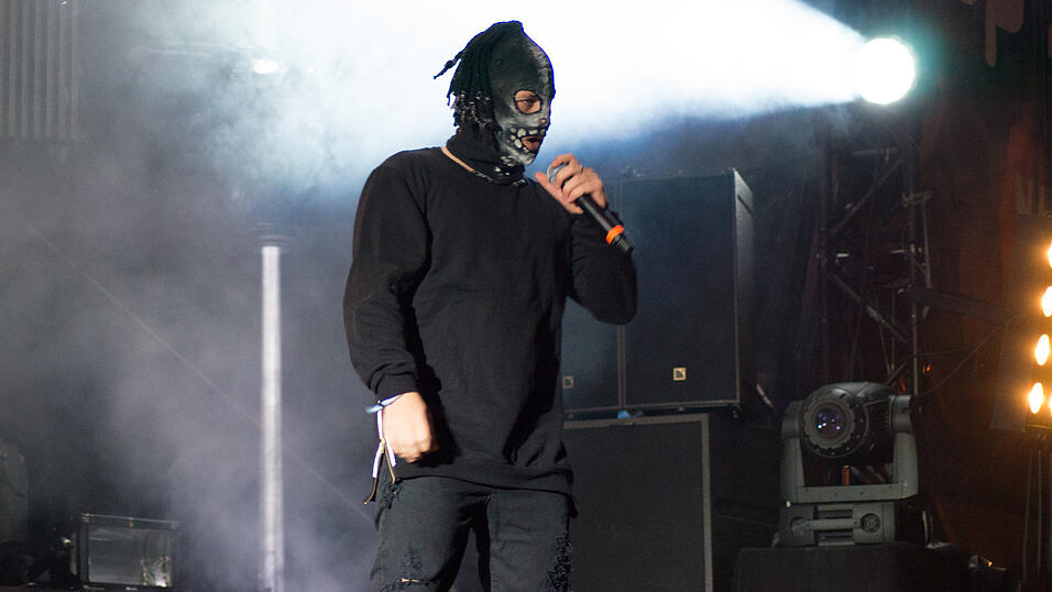 Impressionen vom ersten Tag des Pfingst-Open Airs in Salching. (Fotos: Regina Hölzel) Impressionen vom ersten Tag des Pfingst-Open Airs in Salching. (Fotos: Regina Hölzel)