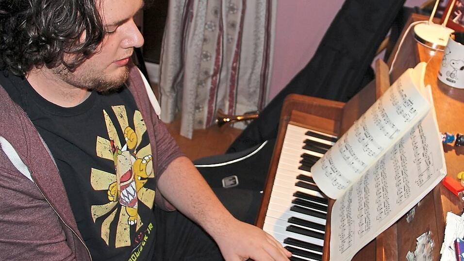 Um Mitternacht wird der Beatlesfan das neue Jahr mit 'All you need is love begrüßen. Um Mitternacht wird der Beatlesfan das neue Jahr mit 'All you need is love begrüßen.