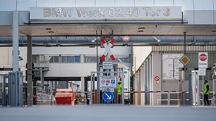 8.000 Arbeitsplätze will BMW weltweit kürzen. 8.000 Arbeitsplätze will BMW weltweit kürzen.