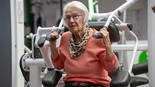 Im Sessel sitzen - das ist für Lord gar nichts (Archivbild) Im Sessel sitzen - das ist für Lord gar nichts (Archivbild)