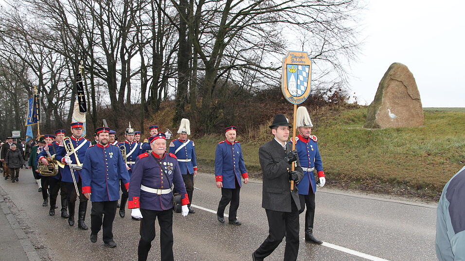 Zum 41. Mal trafen sich am Samstag Patrioten und Königstreue zum Winterpatriotentreffen. (Foto: Katharina Baumeister) Zum 41. Mal trafen sich am Samstag Patrioten und Königstreue zum Winterpatriotentreffen. (Foto: Katharina Baumeister)