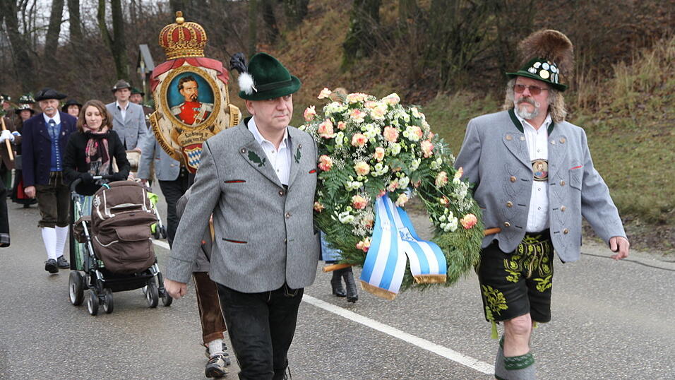 Zum 41. Mal trafen sich am Samstag Patrioten und Königstreue zum Winterpatriotentreffen. (Foto: Katharina Baumeister) Zum 41. Mal trafen sich am Samstag Patrioten und Königstreue zum Winterpatriotentreffen. (Foto: Katharina Baumeister)