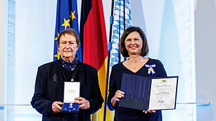 Hans-Jürgen Buchner, „Haindling“, wurde für seinen unverwechselbaren Stil geehrt. Hans-Jürgen Buchner, „Haindling“, wurde für seinen unverwechselbaren Stil geehrt.