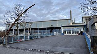 Der West-Eingang zur Donau-Arena. Ein Anbau soll die Attraktivität steigern. Der West-Eingang zur Donau-Arena. Ein Anbau soll die Attraktivität steigern.